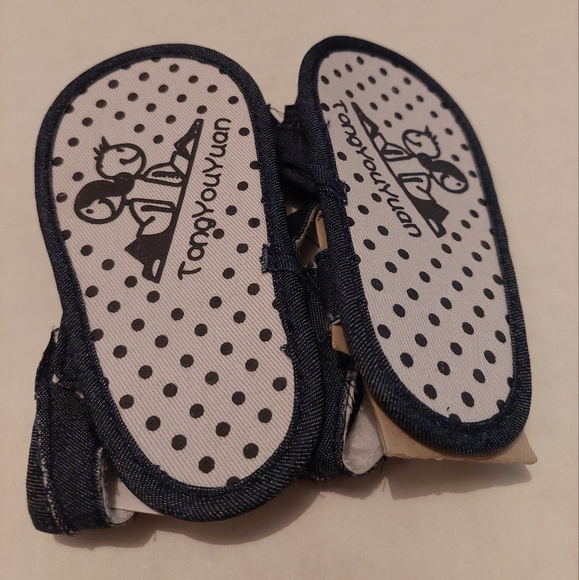 Tong You Yuan Lookatool Baby Anti-Slip Toddler Sandal Summer Shoes (New) - Picture 7 of 9